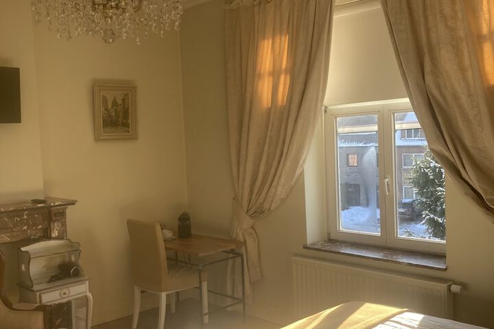 Room 21 of 63