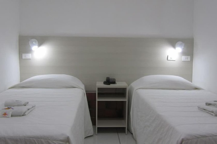 Room 11 of 44