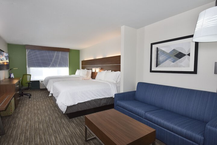 Room 6 of 38