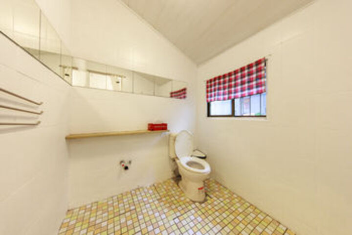 Room 3 of 19