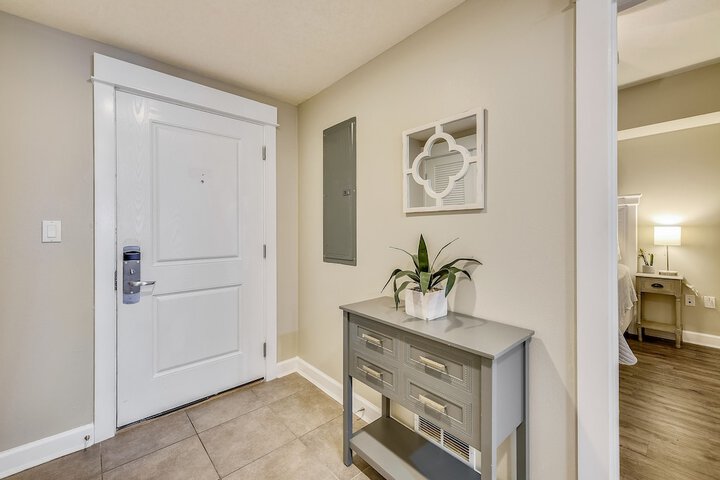 Room 21 of 308