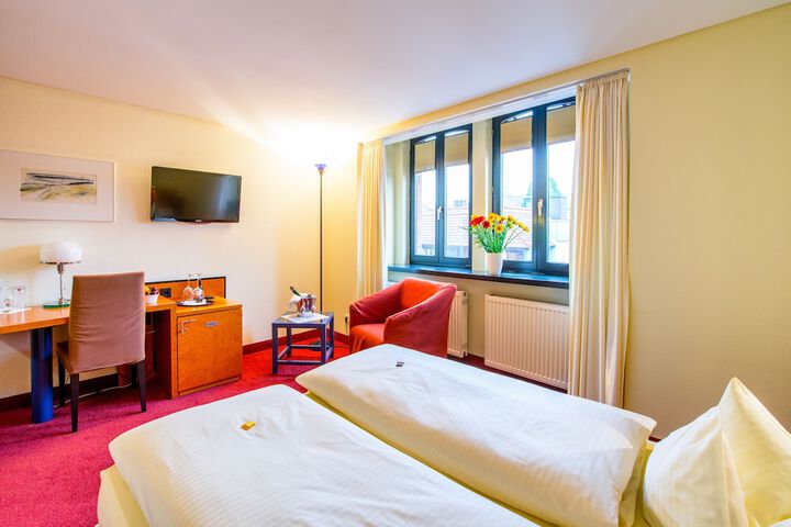 Room 5 of 45