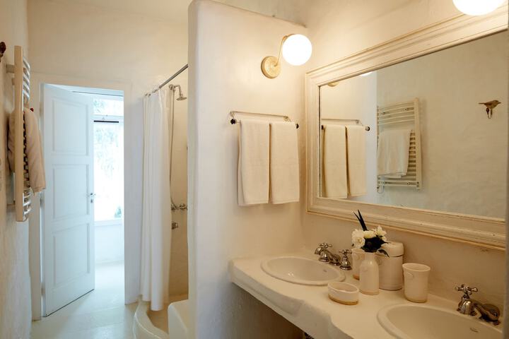 Bath Interior