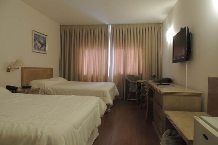 Room 4 of 66