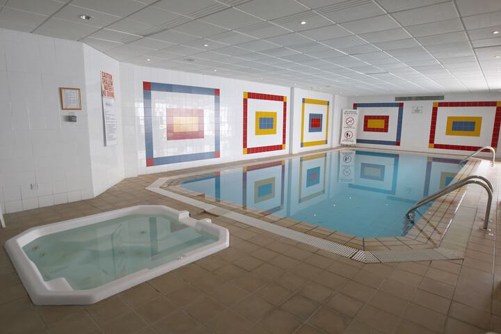 Pool 42 of 87