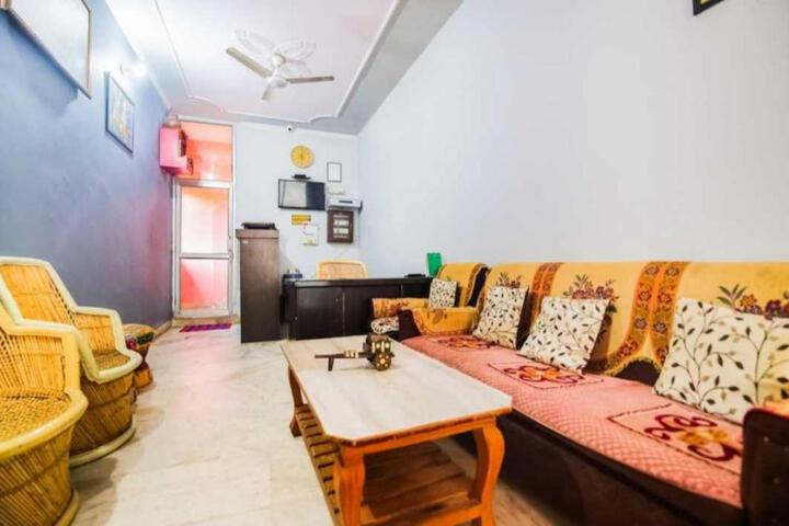 Hotel O by OYO CASTLE HOME STAY