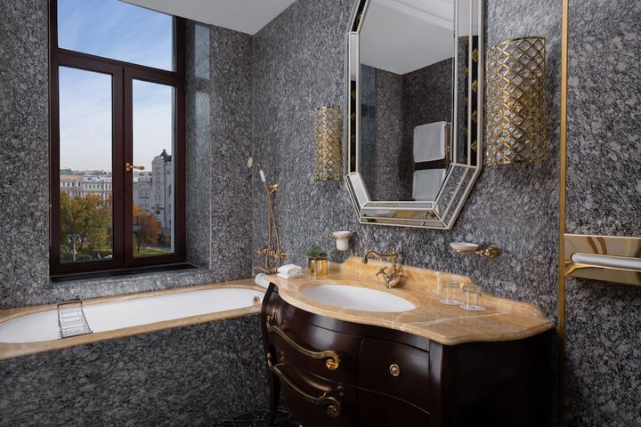 Guest Suite Photo