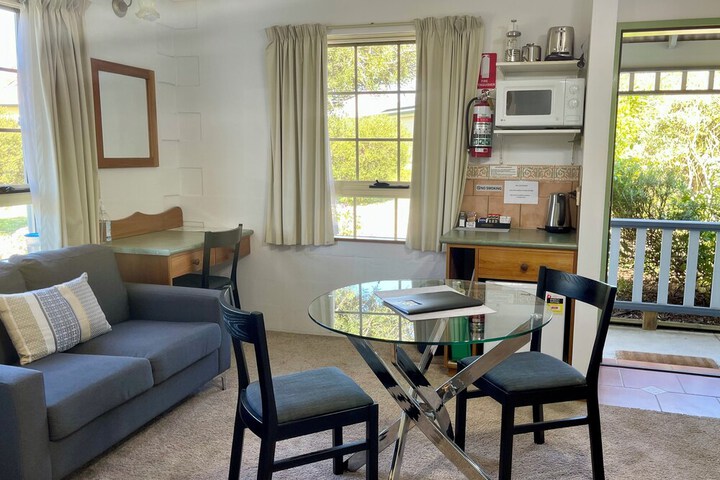 Room 108 of 244