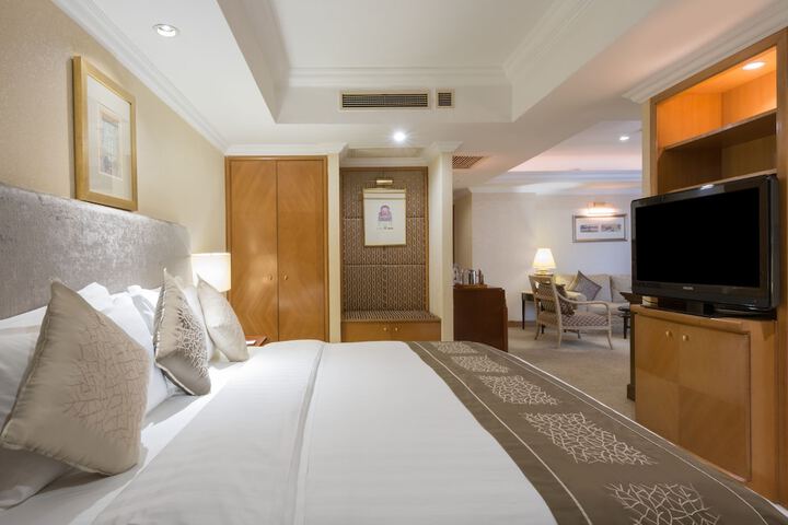 Room 17 of 201