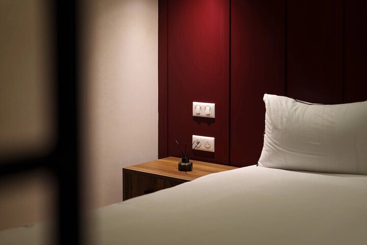 Room 45 of 74