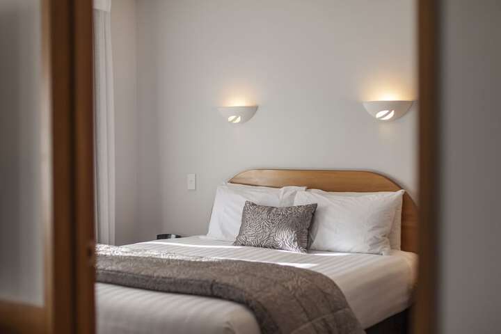 Room 17 of 46