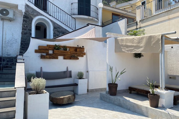 Terrace/Patio 94 of 104