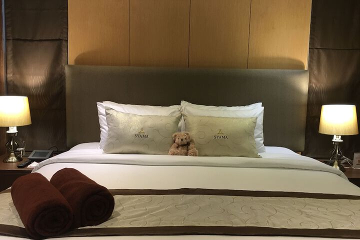 Room 2 of 44