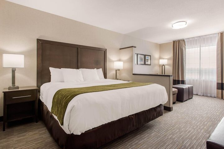 Room 45 of 104