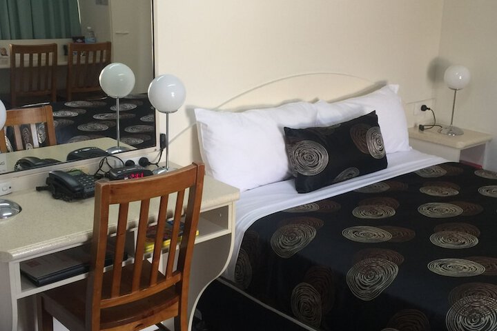Room 6 of 45