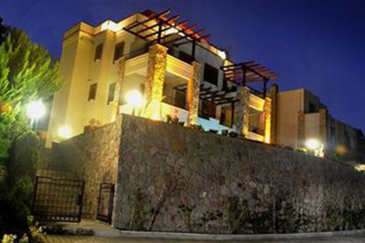 Hotel Front - Evening or Night