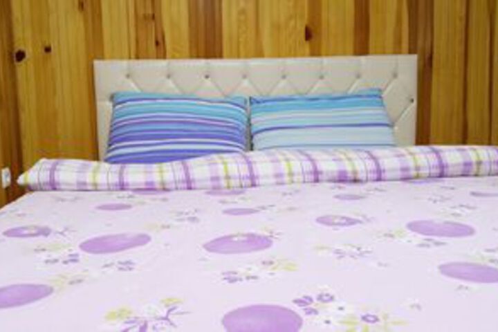 Room 10 of 29