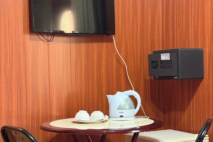 Room 5 of 36