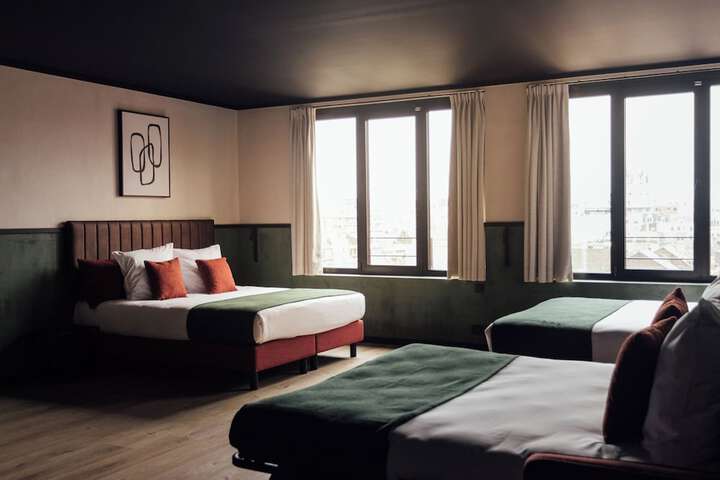 Room 62 of 174