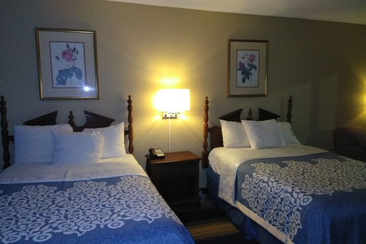 Room 21 of 46