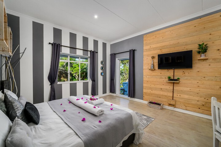 Room 2 of 45