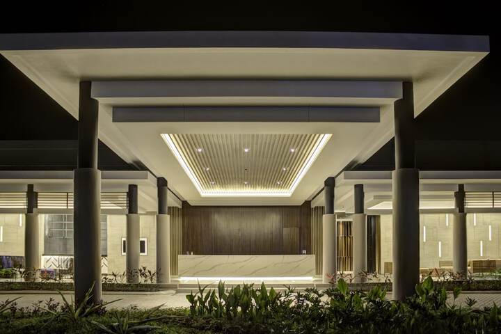 Hotel 57 of 71