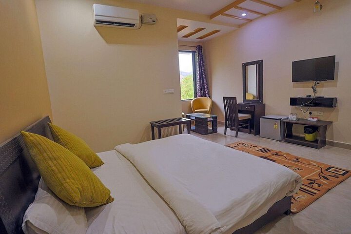 Room 16 of 42