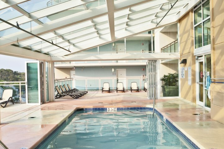 Bahama Sands Luxury Condominiums by Vacasa