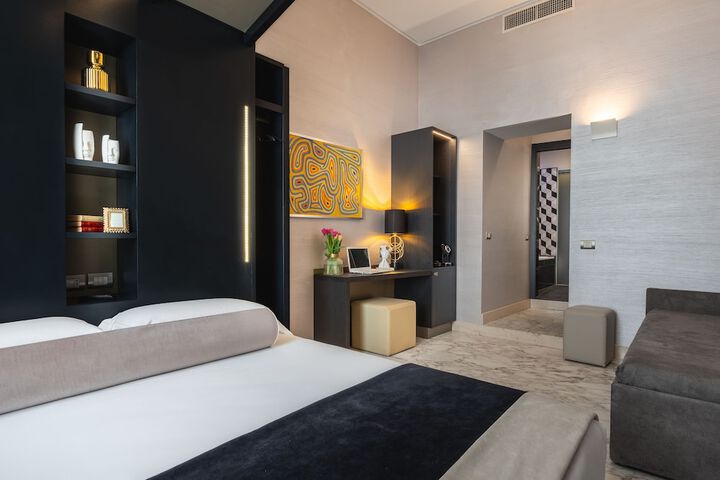 Room 49 of 84