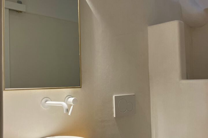 Room 22 of 32