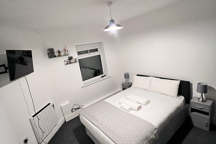 Room 11 of 112