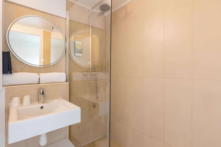 Bath Interior