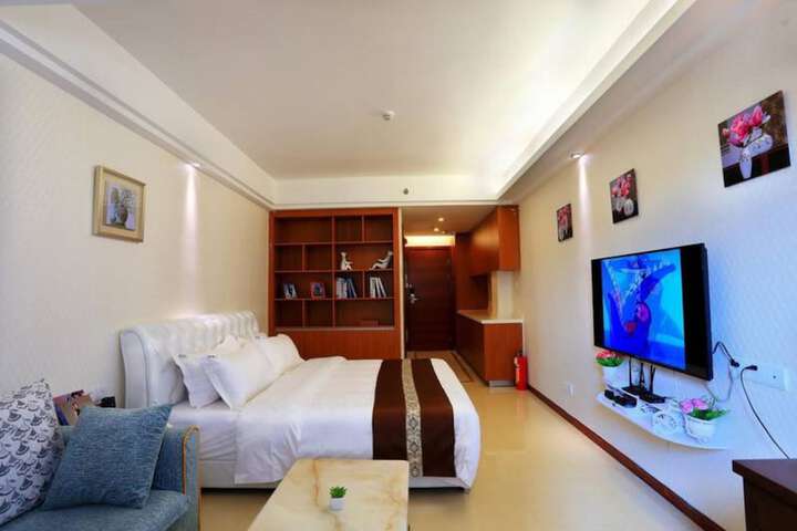 Room 7 of 70