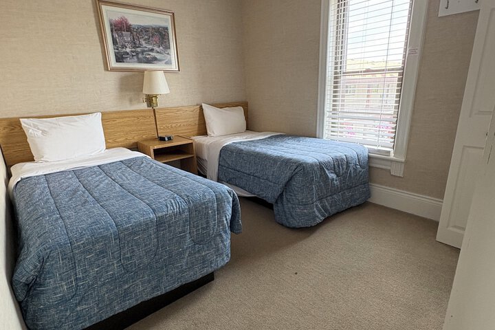 Room 34 of 99