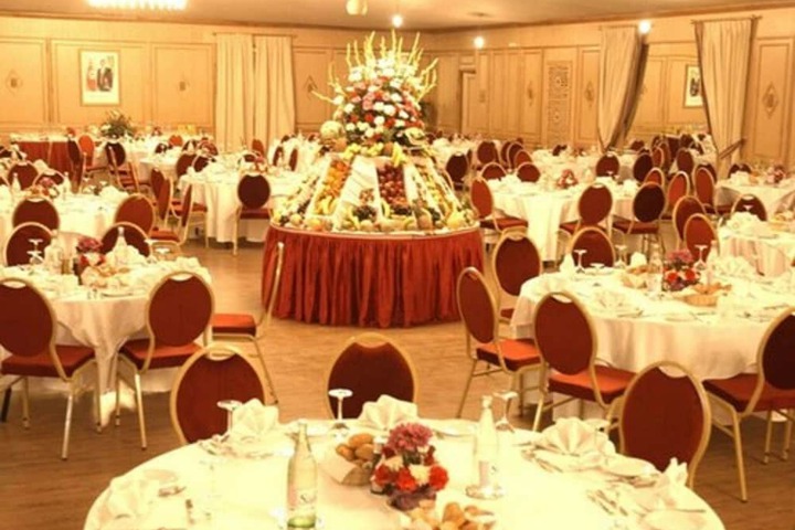 Ballroom/Hall 18 of 23