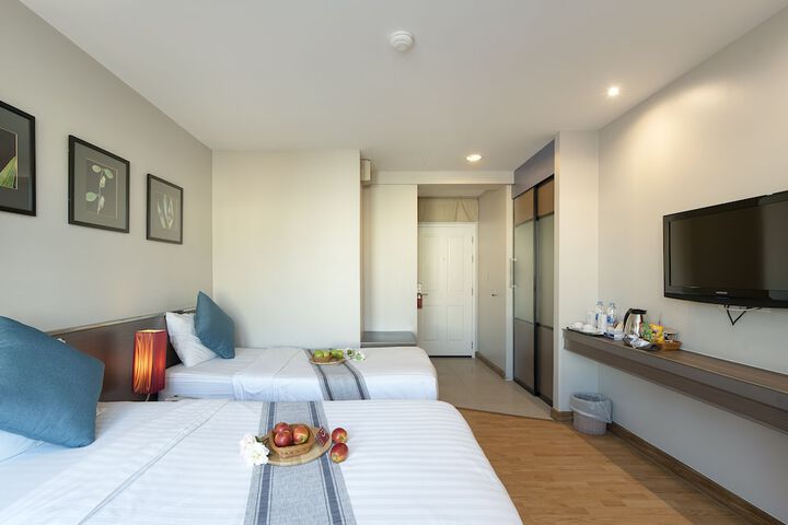 Room 17 of 39