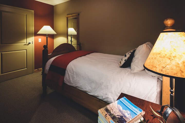 Room 32 of 188