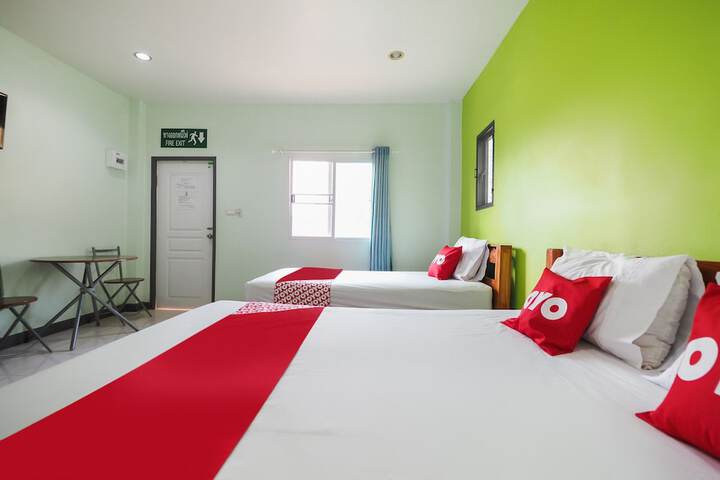 Room 8 of 30