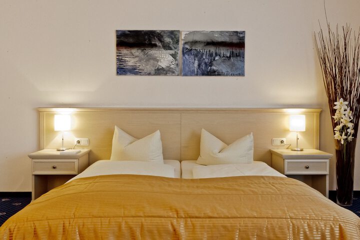 Room 7 of 50