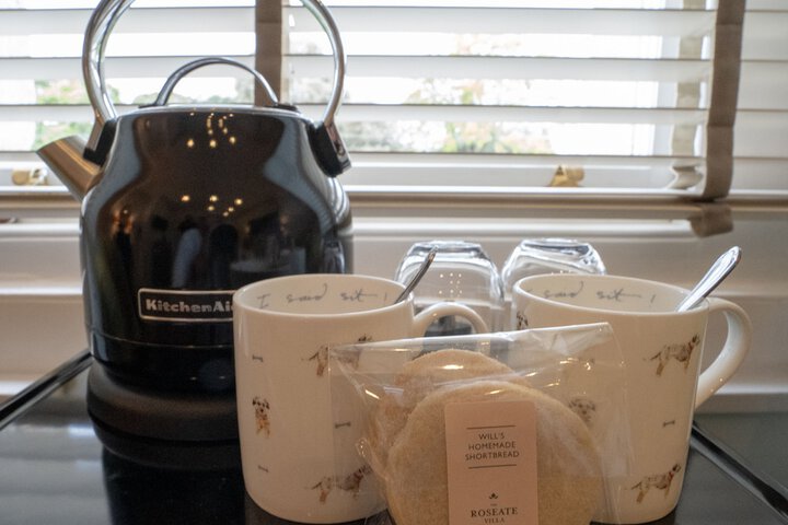 Breakfast/Coffee Service 34 of 152