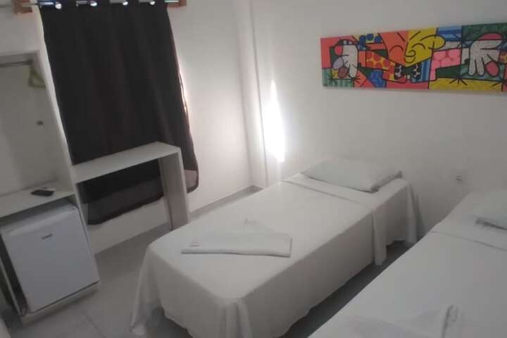 Room 14 of 65