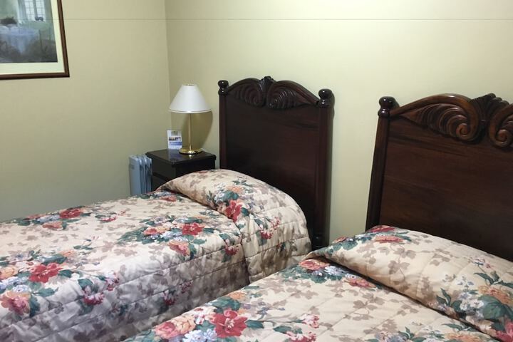 Room 6 of 56