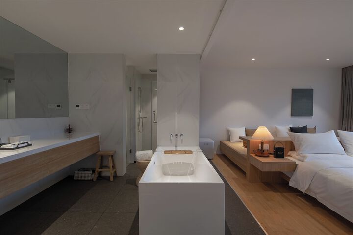 Room 29 of 218