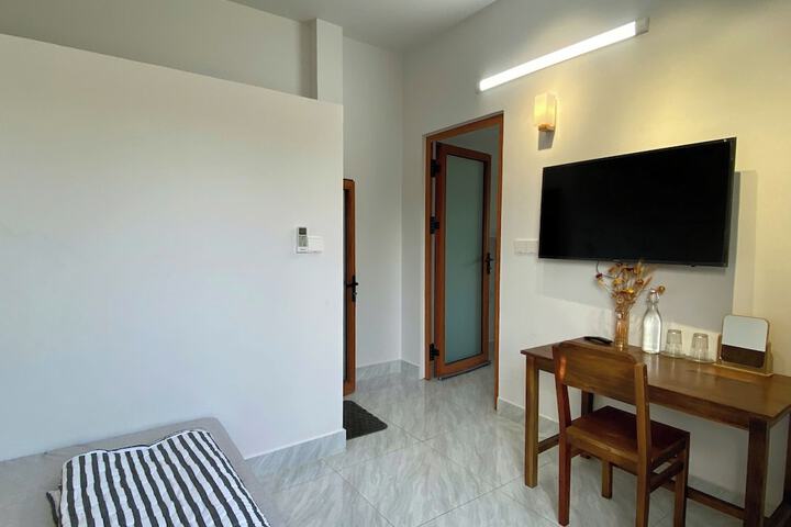 Room 9 of 56