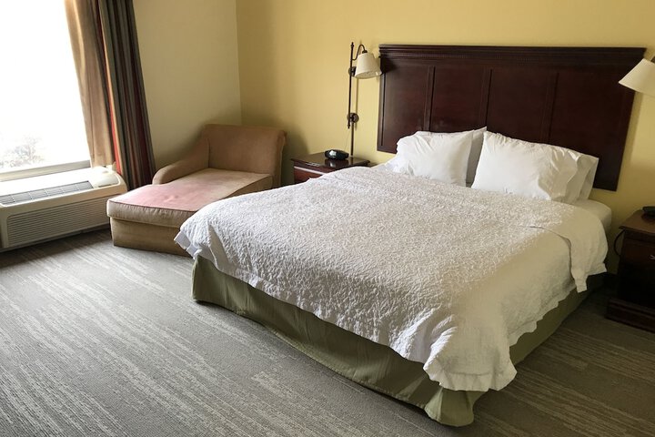 Room 32 of 115