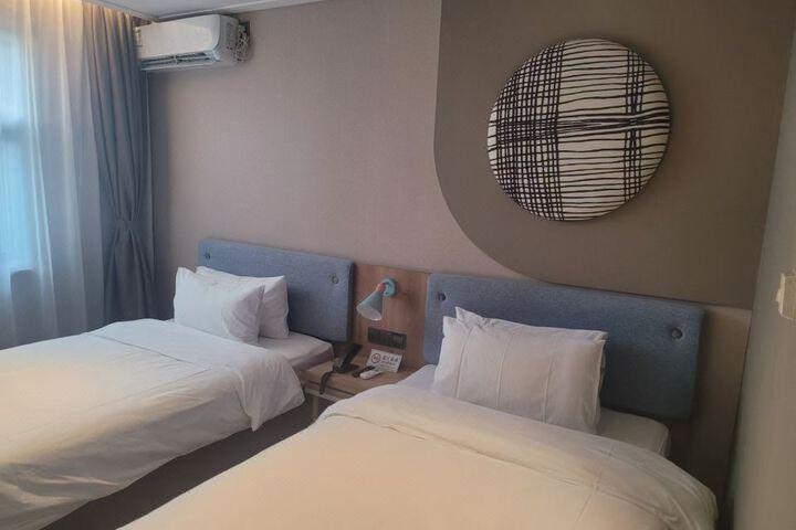Room 19 of 20