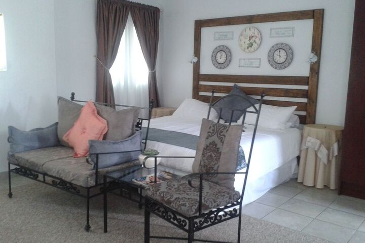 Room 8 of 49