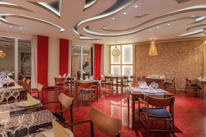 Dining 103 of 138