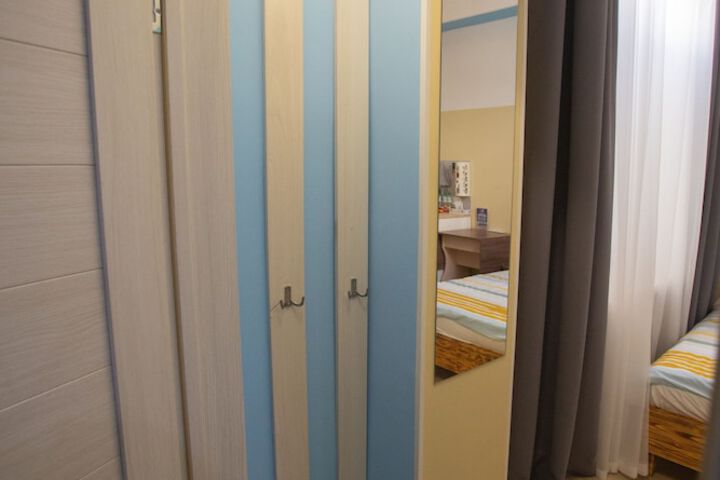 Room 7 of 64