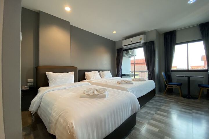 Room 18 of 39